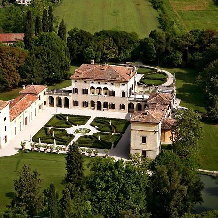 סאן פייטרו אין קריאנו Hotel Villa Giona מראה חיצוני תמונה